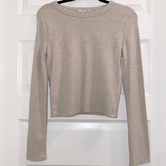 Zara Tops - ZARA trafaluc blouse